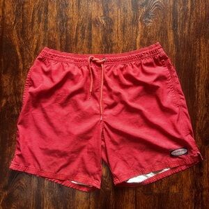 Vineyard Vines Men’s Trunks - Size L preowned